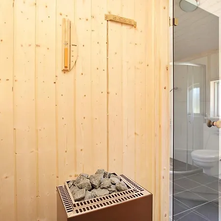 Дом отдыха 5 Star Holiday Home In Grossenbrode