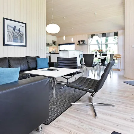 10 Person In Casa de Férias Großenbrode